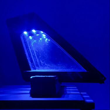 Sculpture titled "EFFRACTION " by Philippe Fares, Original Artwork, Glass